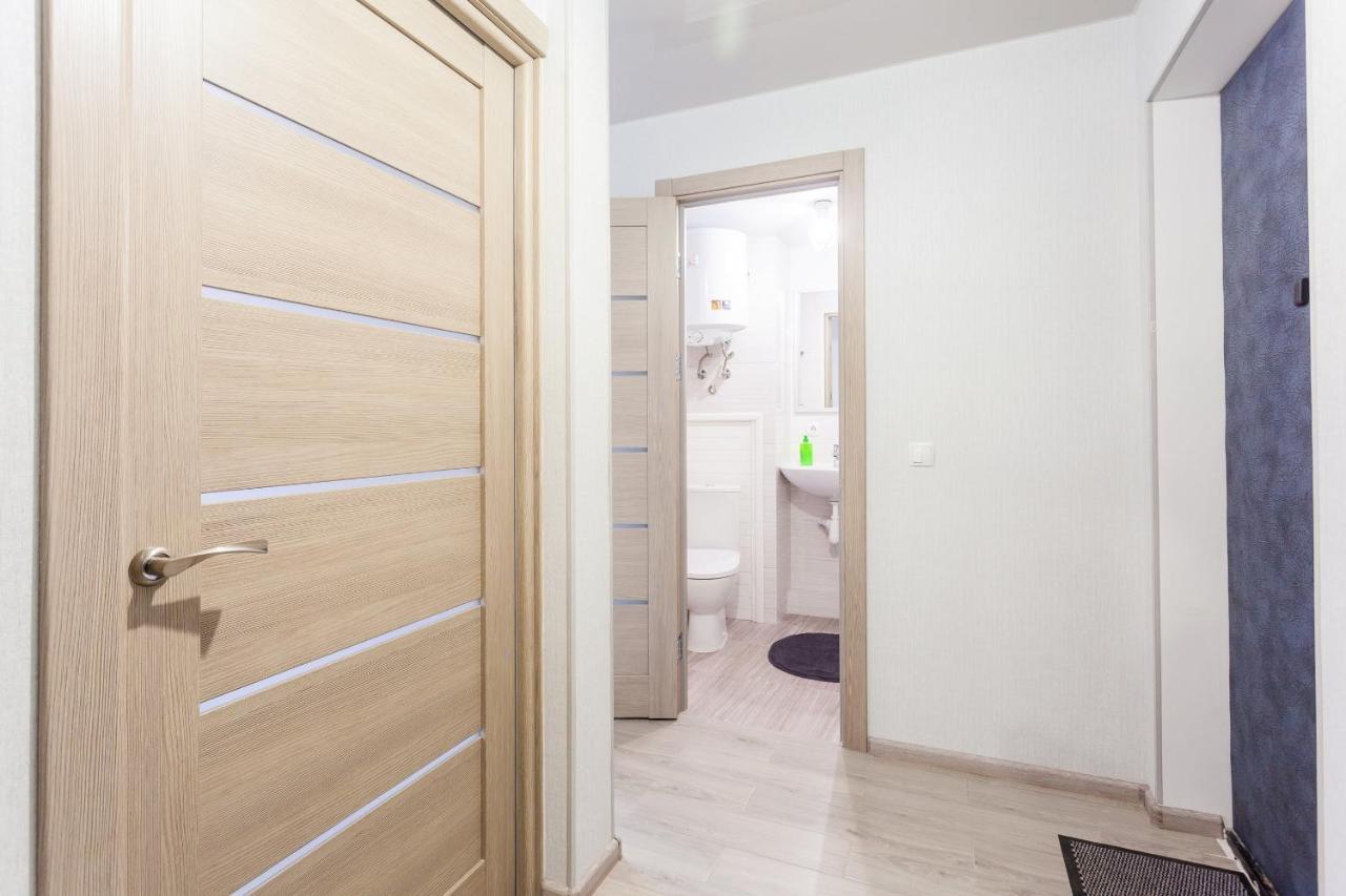 Obolon Metro Station Apartment เคียฟ ภายนอก รูปภาพ